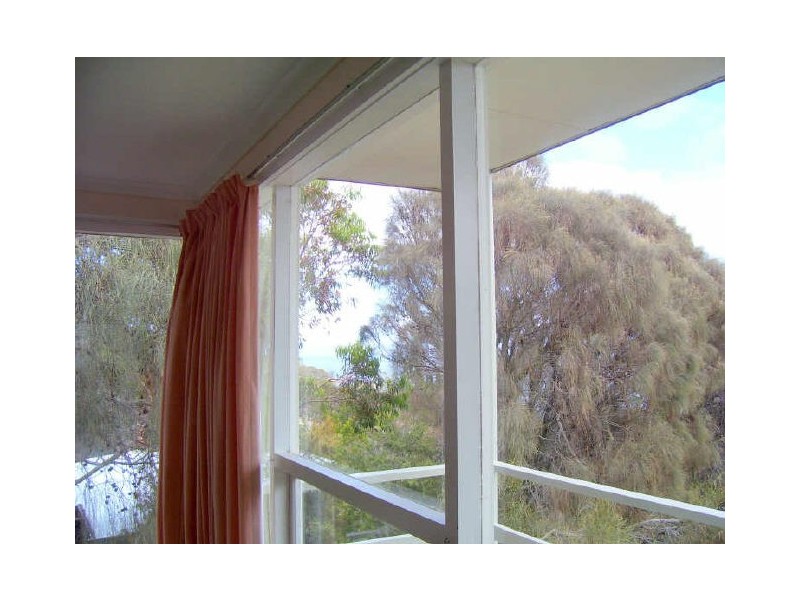 31 Freycinet Drive, Coles Bay TAS 7215