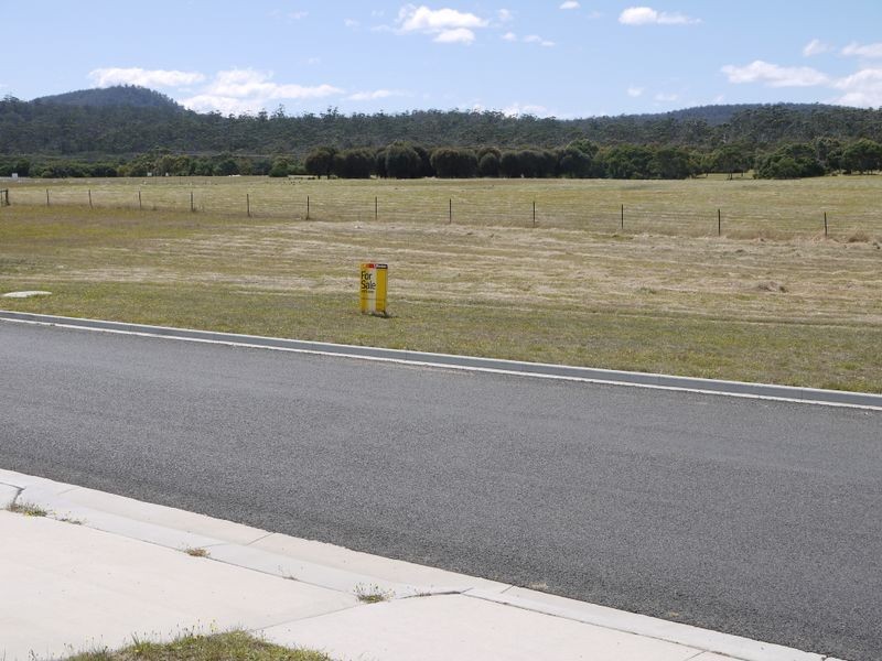 184 Hazards View Drive, Coles Bay TAS 7215