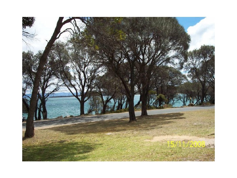43 Esplanade, Coles Bay TAS 7215