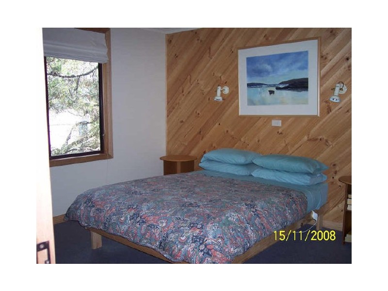 43 Esplanade, Coles Bay TAS 7215