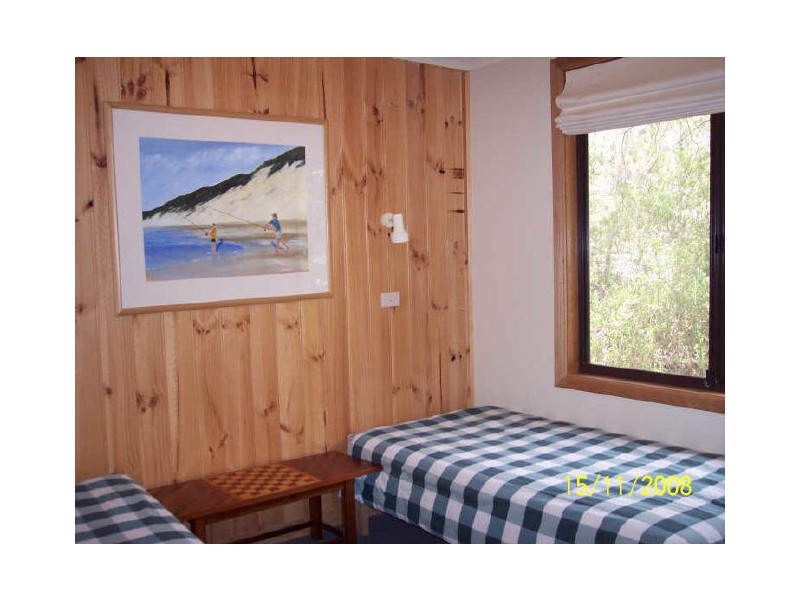 43 Esplanade, Coles Bay TAS 7215