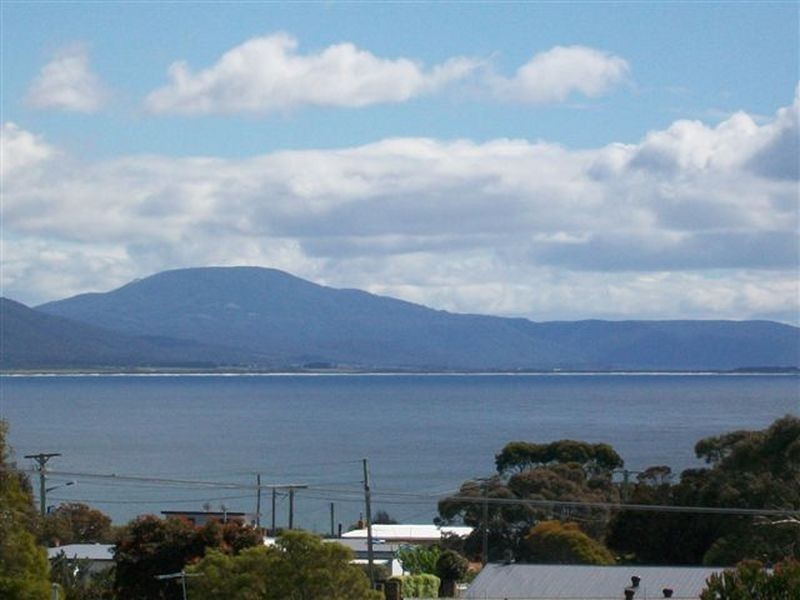 14 Tribe Street, Bicheno TAS 7215