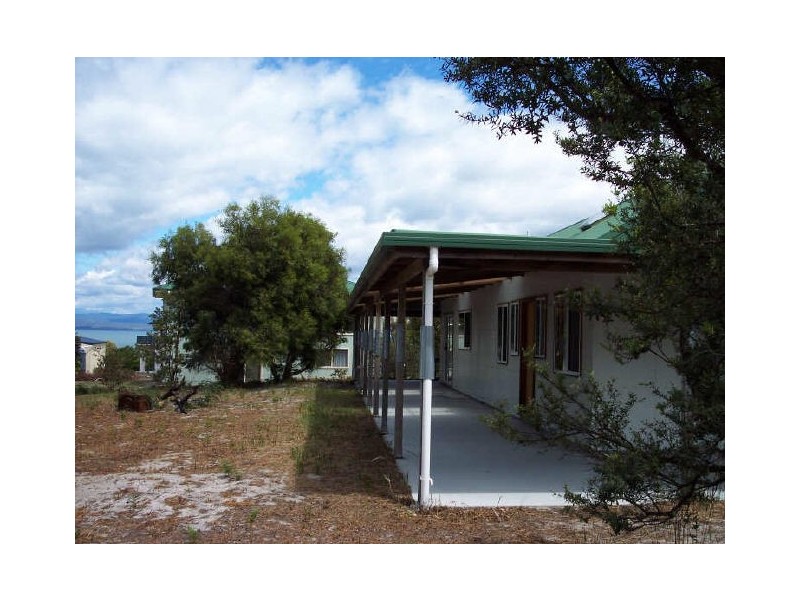 21 Hazards View Drive, Coles Bay TAS 7215