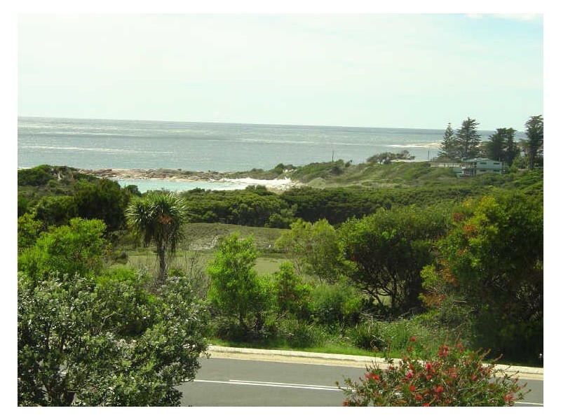 126 Tasman Highway, Bicheno TAS 7215