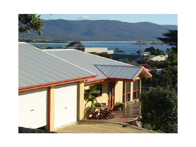 21 Fraser Street, Bicheno TAS 7215