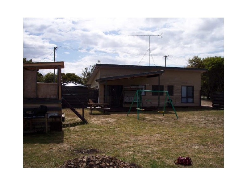 9 Swanwick Drive, Coles Bay TAS 7215