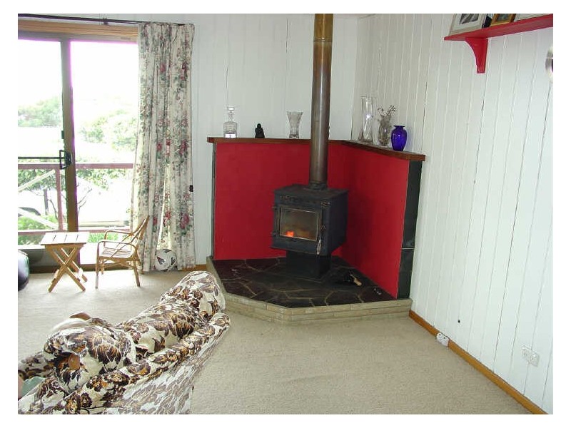 16 Burgess Street, Bicheno TAS 7215