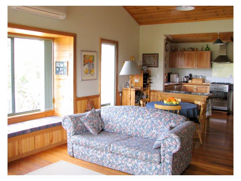 2 Muirs Place, Coles Bay TAS 7215
