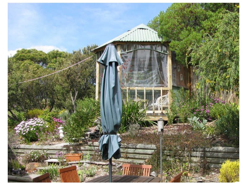 2 Muirs Place, Coles Bay TAS 7215