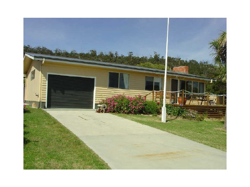 24 Tasman Hwy, Bicheno TAS 7215