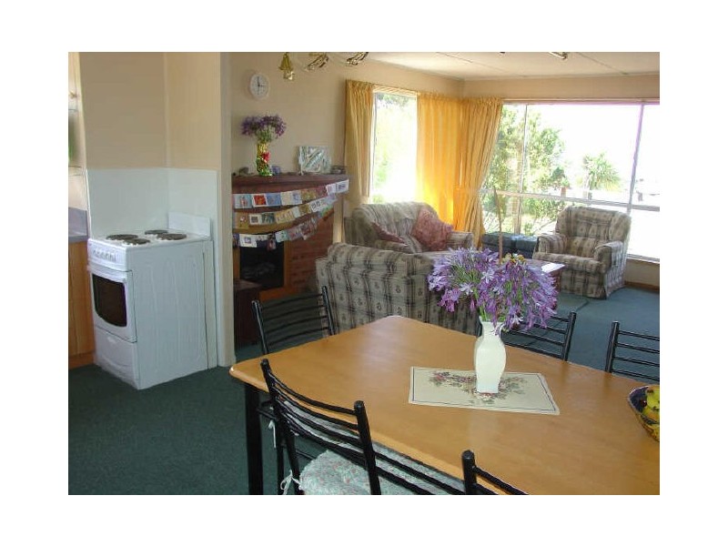 24 Tasman Hwy, Bicheno TAS 7215