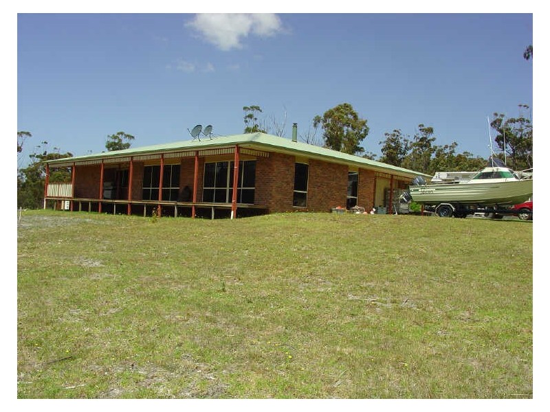 1 Barnard Drive, Bicheno TAS 7215