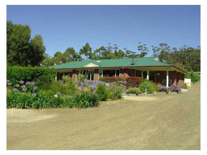 17 A Harveys Farm Road, Bicheno TAS 7215