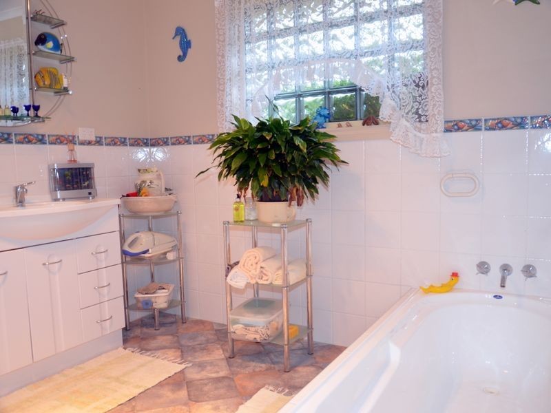 17 A Harveys Farm Road, Bicheno TAS 7215
