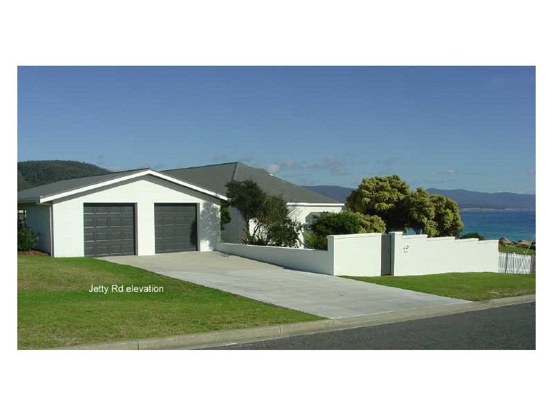 4 Jetty Road, Bicheno TAS 7215
