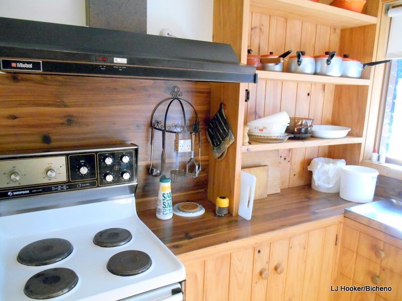 24 Harold St, Coles Bay TAS 7215