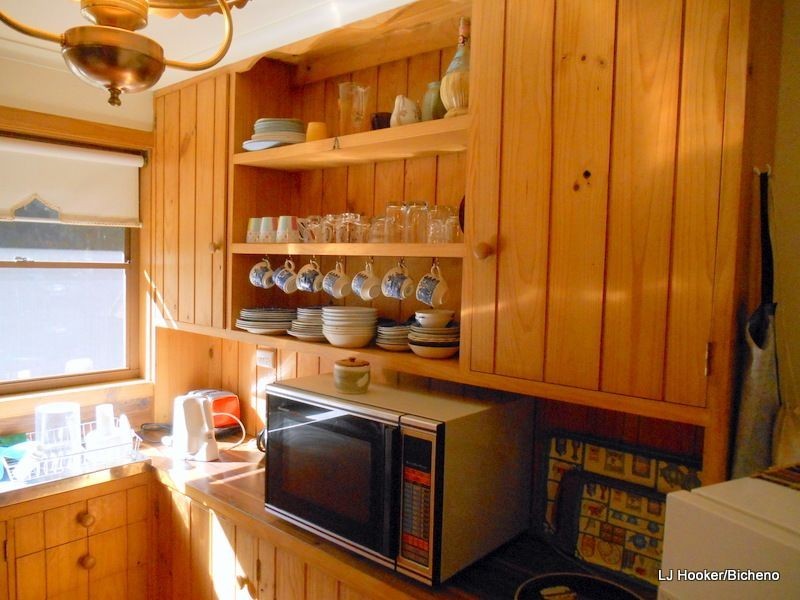 24 Harold St, Coles Bay TAS 7215