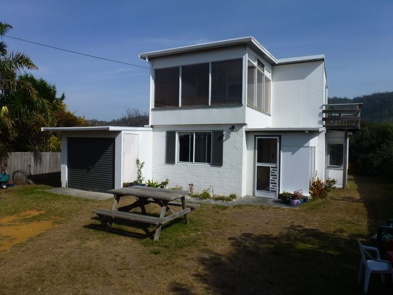 17 Gordon Street, Bicheno TAS 7215