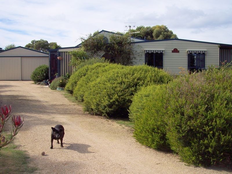 20 Oysterbay Court, Coles Bay TAS 7215