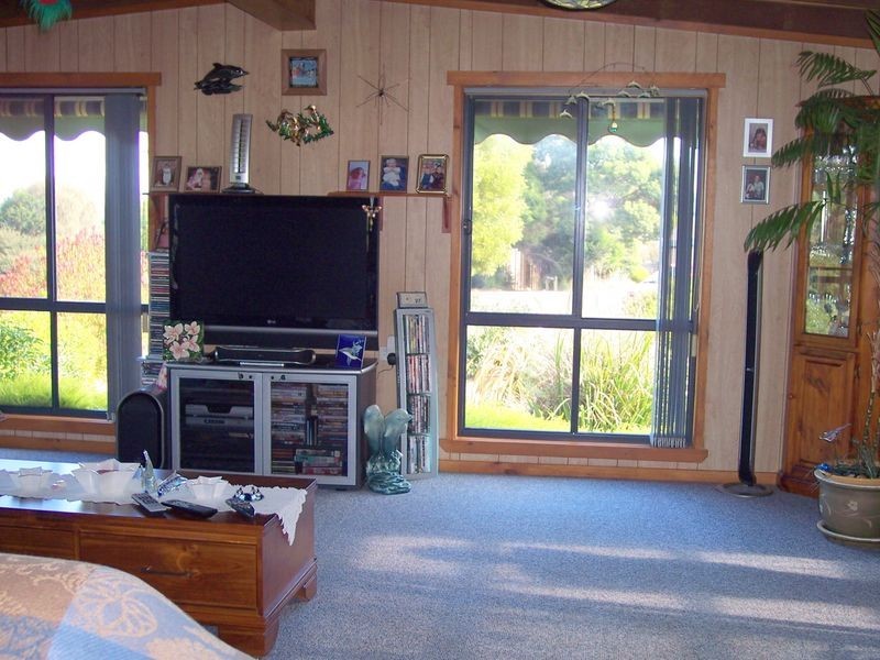 20 Oysterbay Court, Coles Bay TAS 7215