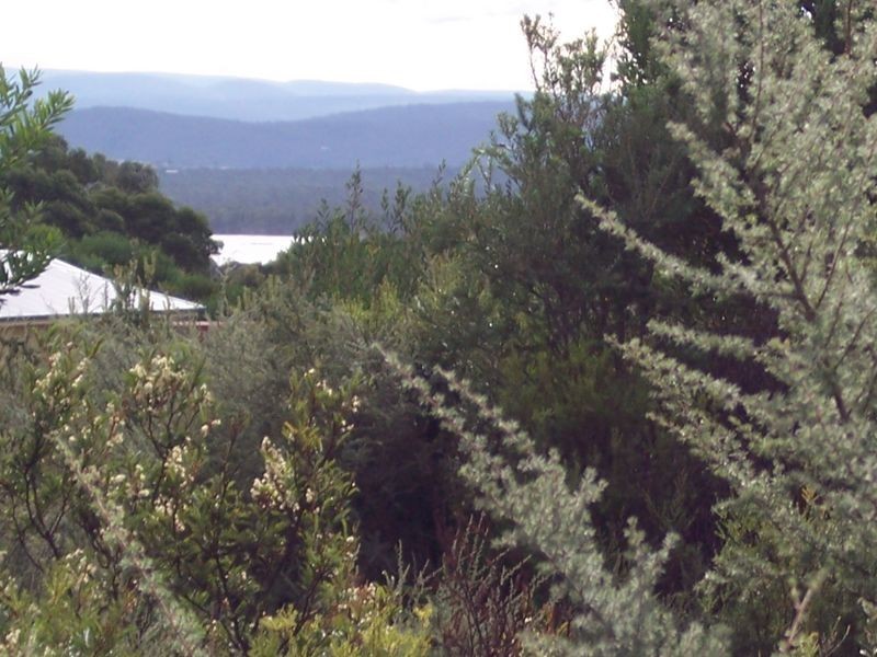 8 Hazards View Drive, Coles Bay TAS 7215