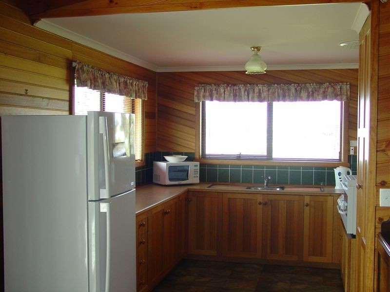 20 Banksia Street, Bicheno TAS 7215