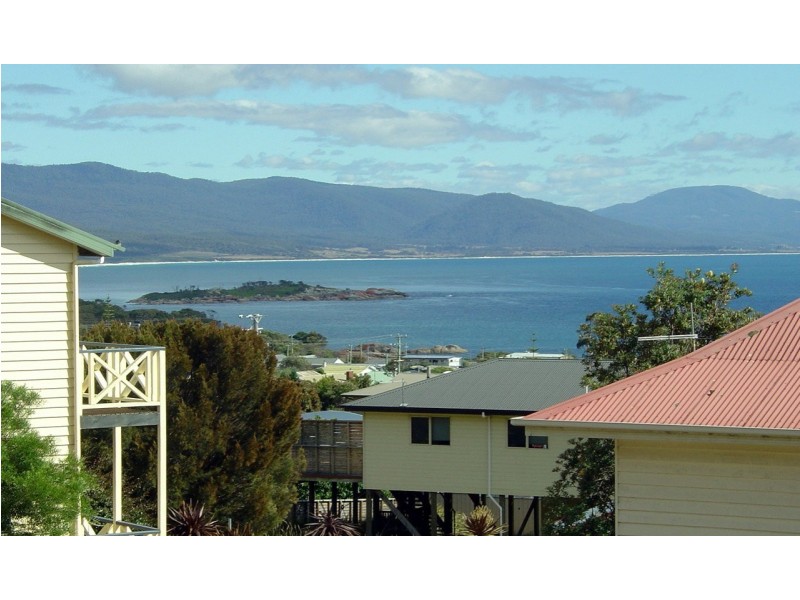 16 Denison Court, Bicheno TAS 7215