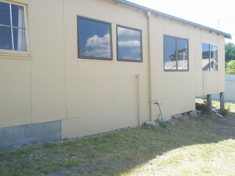 28 Jetty Road, Coles Bay TAS 7215