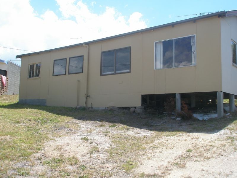 28 Jetty Road, Coles Bay TAS 7215