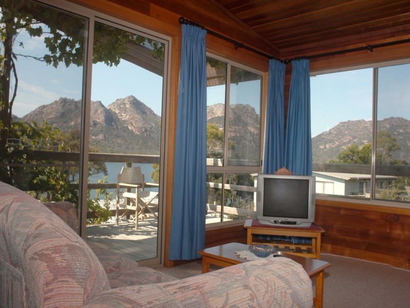 35 Jetty Road, Coles Bay TAS 7215