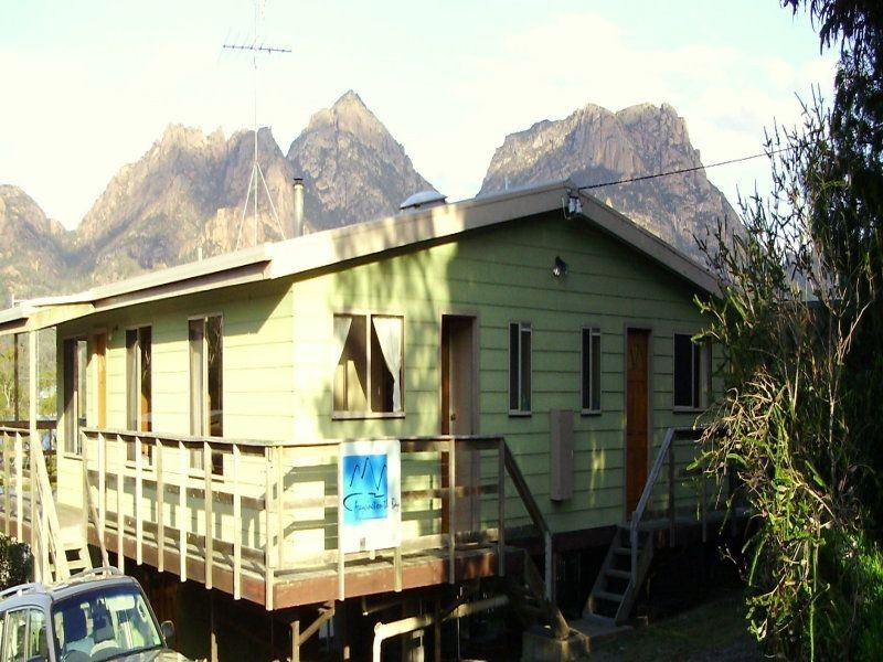 35 Jetty Road, Coles Bay TAS 7215