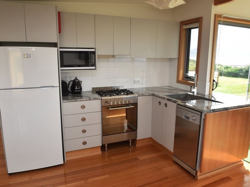 10 Allen Street, Bicheno TAS 7215
