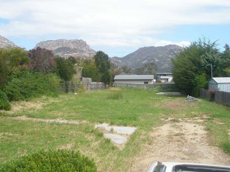 52 Freycinet Drive, Coles Bay TAS 7215