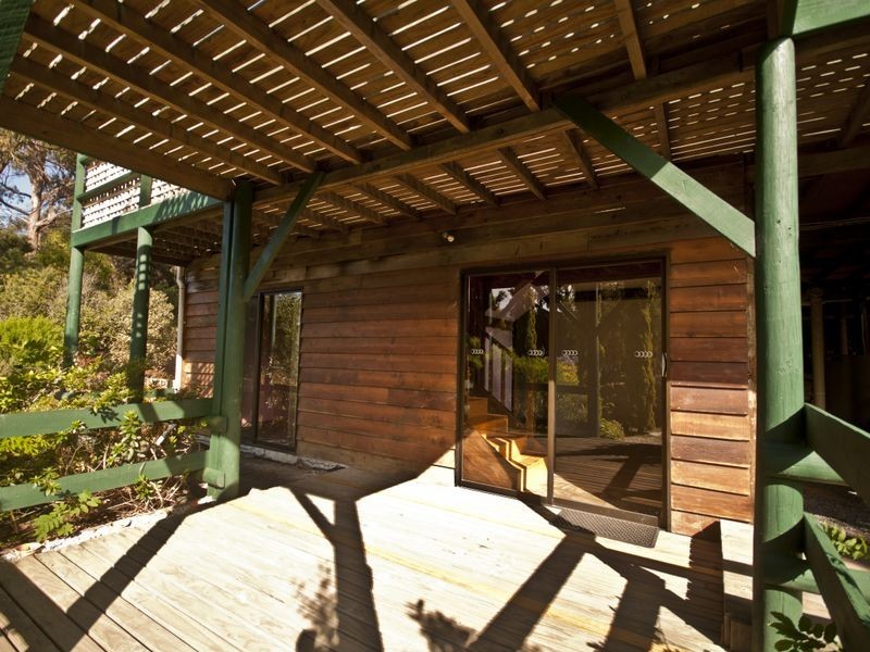 4 Burgess Street, Bicheno TAS 7215