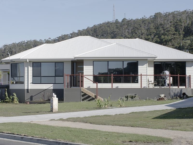 26 Tasman Highway, Bicheno TAS 7215