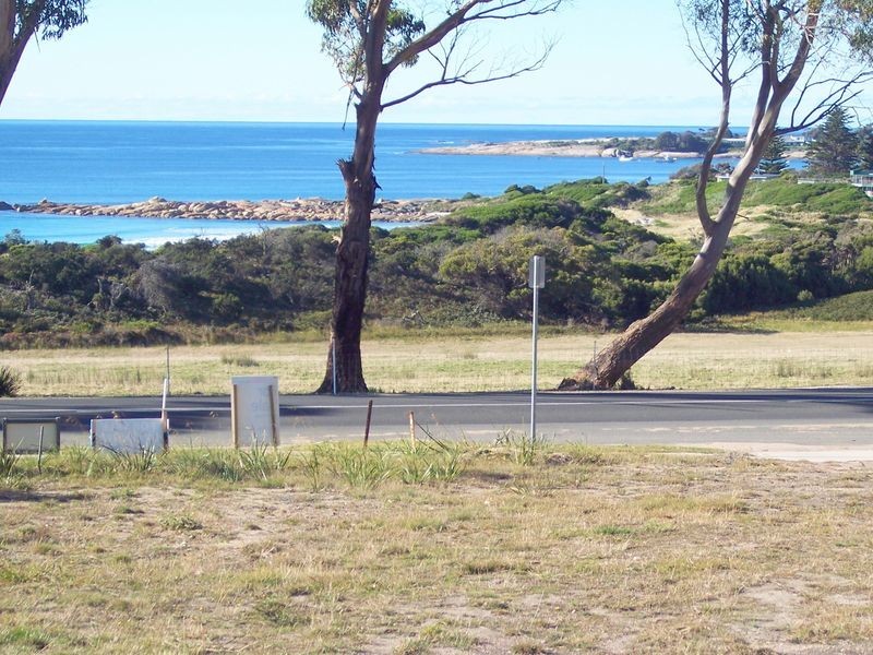 136 Tasman Highway, Bicheno TAS 7215