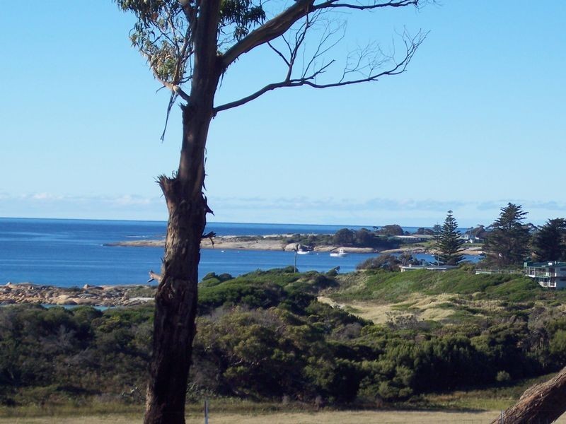 136 Tasman Highway, Bicheno TAS 7215