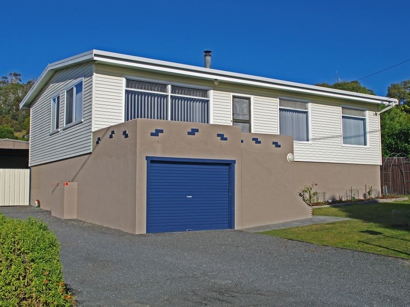 4 Makepeace Avenue, Bicheno TAS 7215