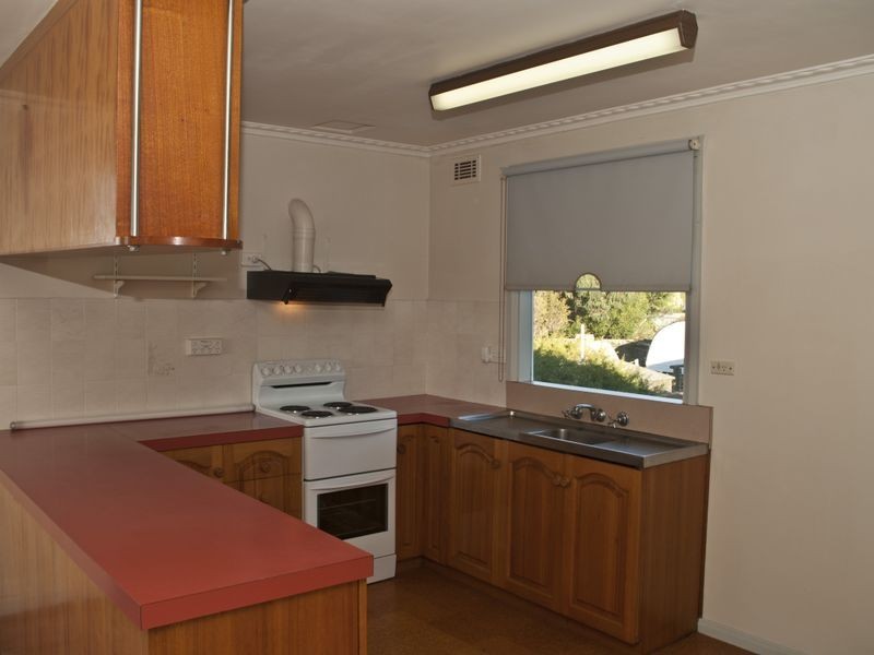 4 Makepeace Avenue, Bicheno TAS 7215