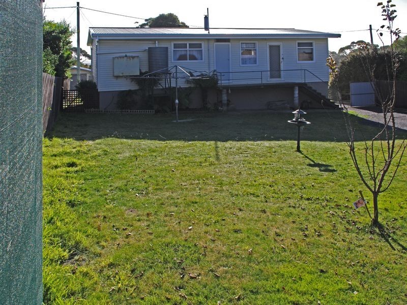 4 Makepeace Avenue, Bicheno TAS 7215