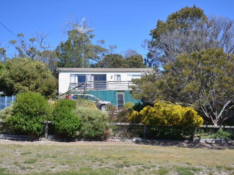 40 Freycinet Drive, Coles Bay TAS 7215
