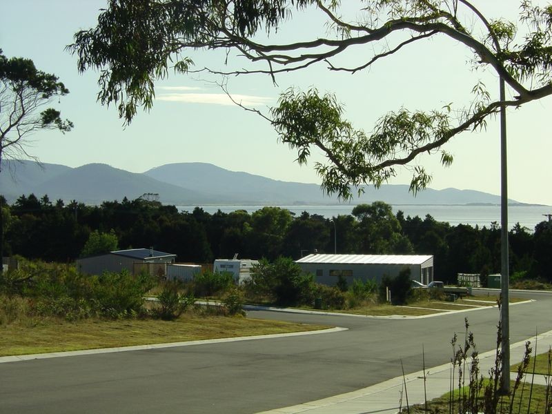 15 Rose Street, Bicheno TAS 7215