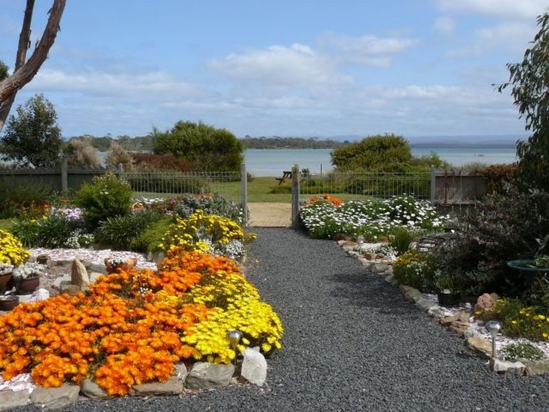 2012 Coles Bay Road, Coles Bay TAS 7215
