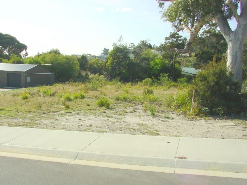 13 Rose Street, Bicheno TAS 7215