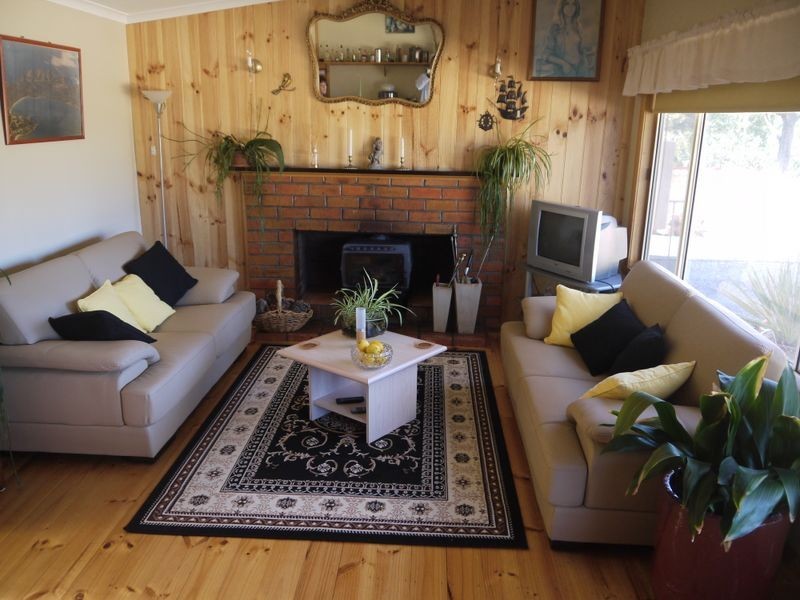 260 River and Rocks Rd, Coles Bay TAS 7215