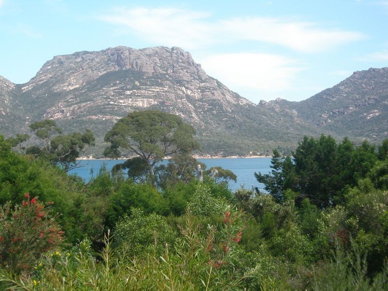 5 Esplanade East, Coles Bay TAS 7215