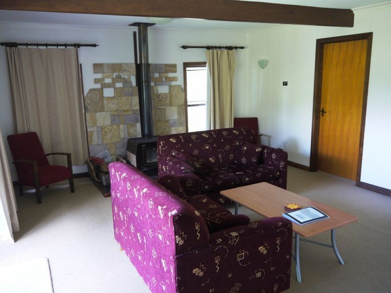 5 Esplanade East, Coles Bay TAS 7215