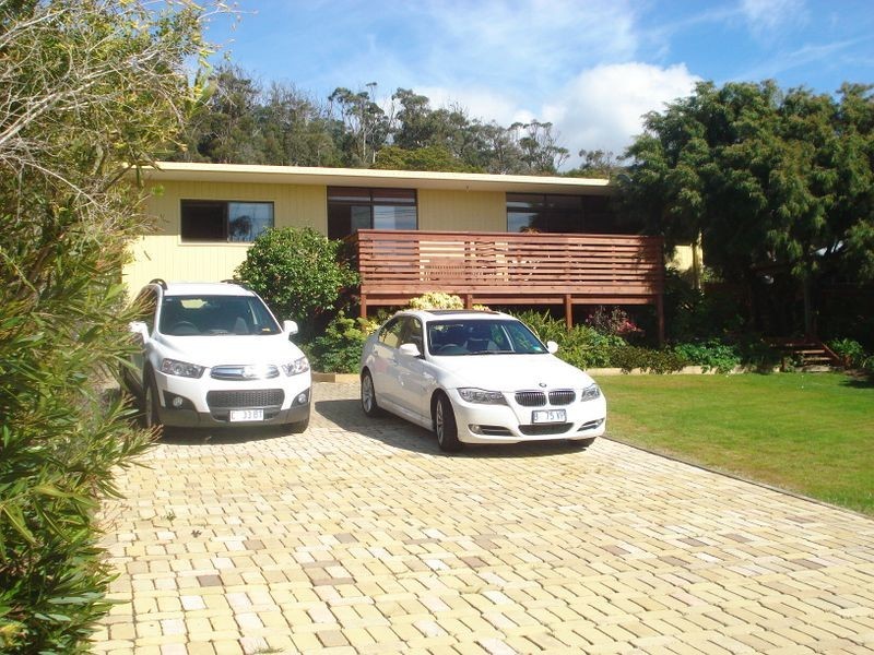 144 Tasman Highway, Bicheno TAS 7215