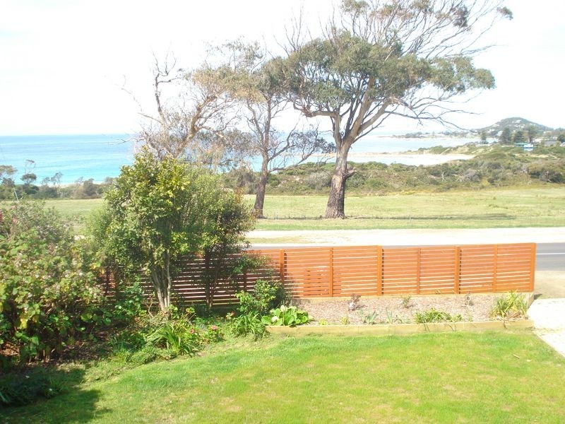 144 Tasman Highway, Bicheno TAS 7215