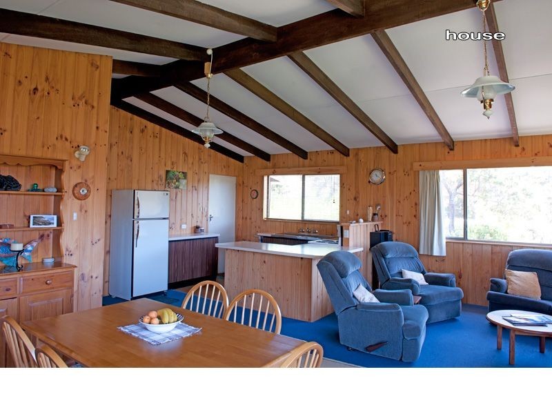 96 Freycinet Drive, Coles Bay TAS 7215